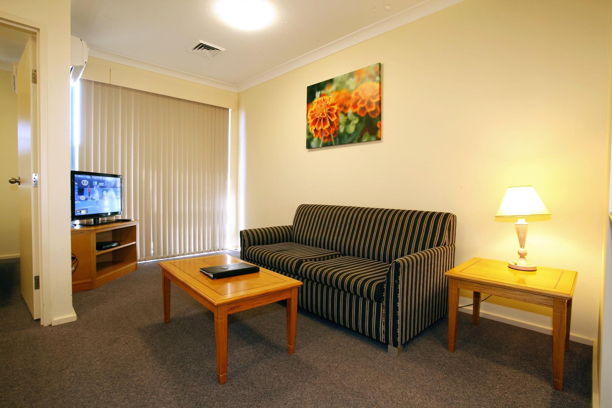 Maclin Lodge Motel Campbelltown Bagian luar foto