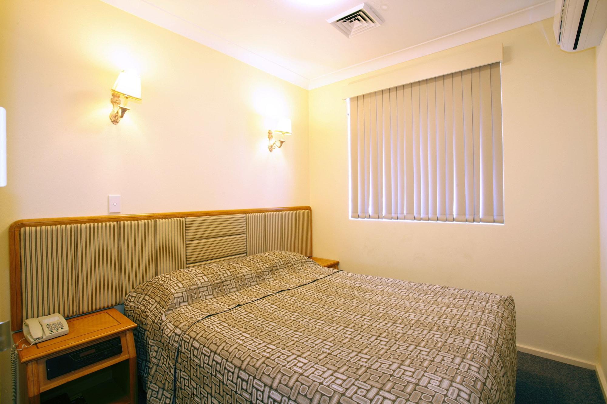 Maclin Lodge Motel Campbelltown Bagian luar foto