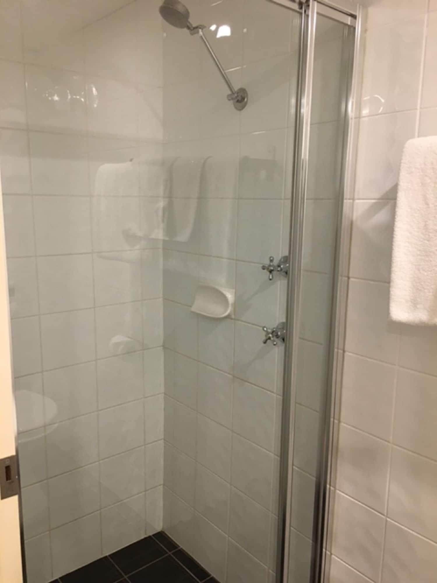 Maclin Lodge Motel Campbelltown Bagian luar foto