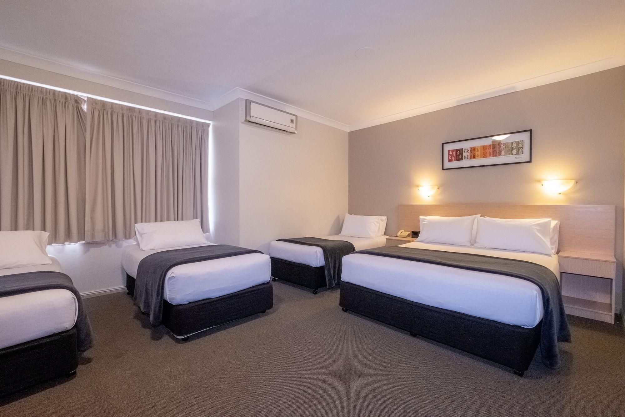 Maclin Lodge Motel Campbelltown Bagian luar foto