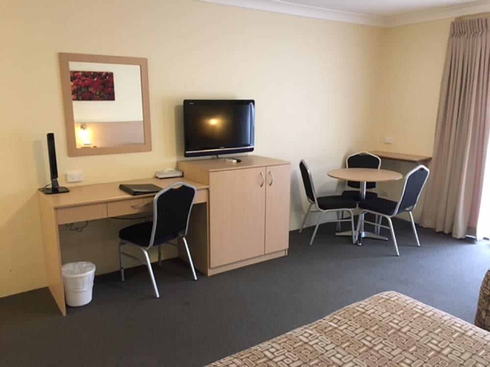 Maclin Lodge Motel Campbelltown Bagian luar foto