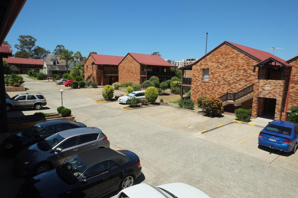 Maclin Lodge Motel Campbelltown Bagian luar foto