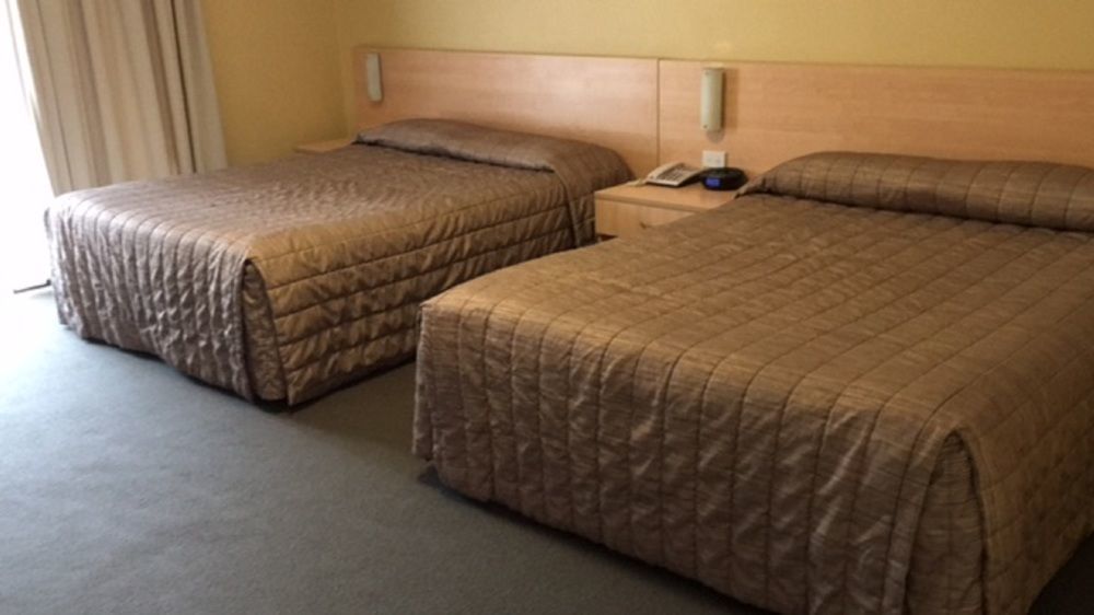 Maclin Lodge Motel Campbelltown Bagian luar foto