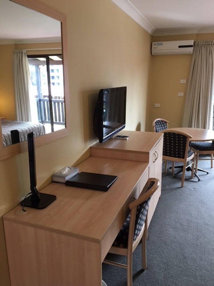 Maclin Lodge Motel Campbelltown Bagian luar foto