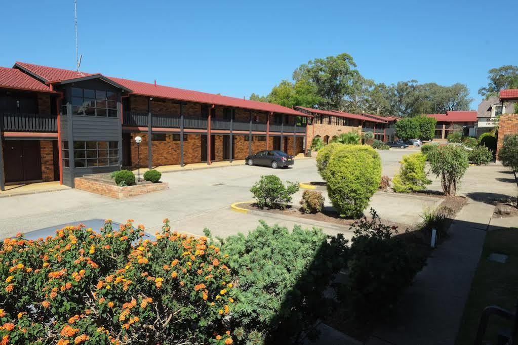 Maclin Lodge Motel Campbelltown Bagian luar foto